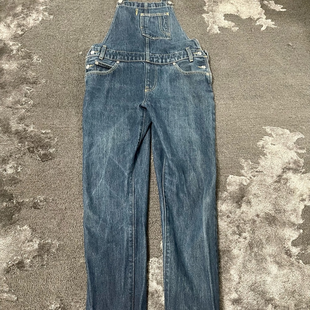 Levi’s overalls